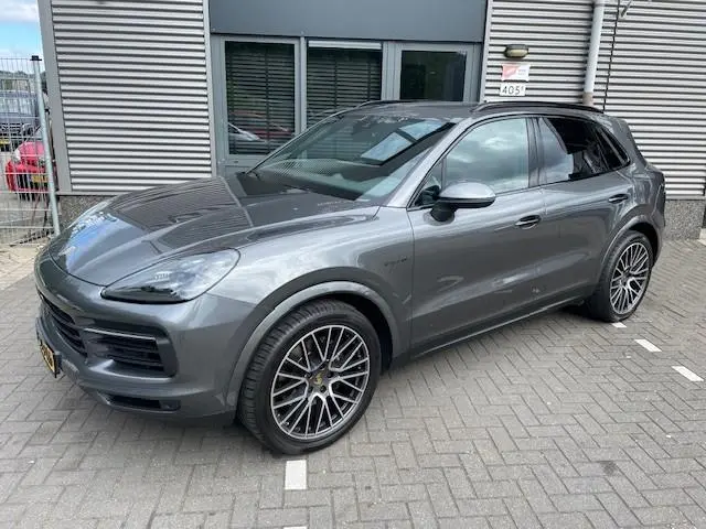 Porsche Cayenne 3.0 E-Hybrid 2020 Hybride Benzine