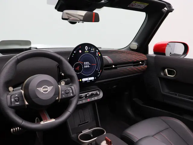 MINI Cooper Cabrio John Works 2025 Benzine 16