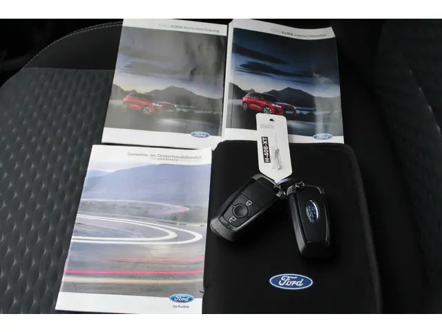 Ford Kuga 2.5 PHEV ECC, 2020 Hybride Benzine 22