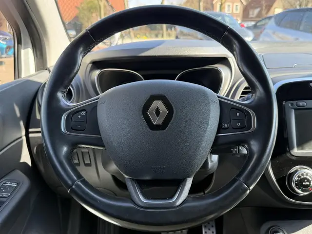 Renault Captur 1.3 TCe 150pk EDC Intens 2019 Benzine 12