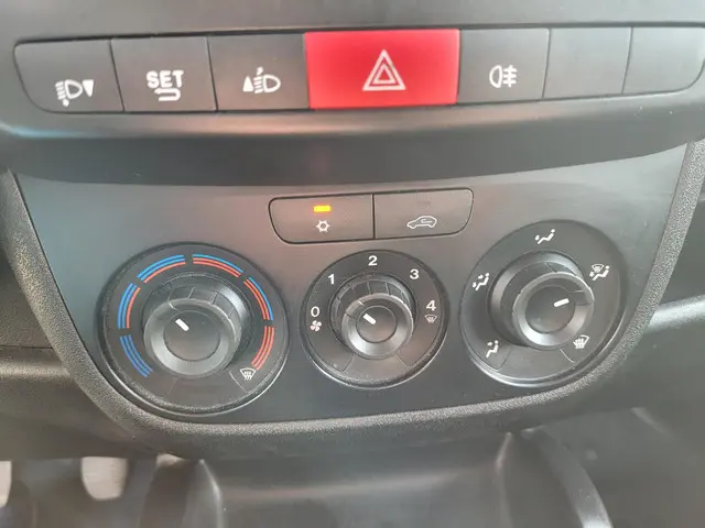 Opel Combo 1.3 CDTi L1H1 Edition 2017 Diesel 18