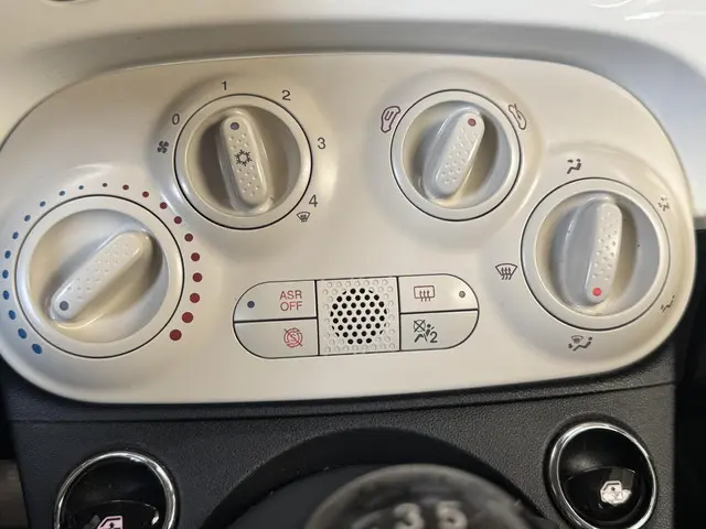 Fiat 500 1.0 Hybrid Lounge 2021 Benzine 13