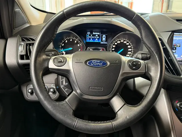 Ford Kuga 1.5 Titanium 1 JAAR BOVAG GARANTIE 2016 Benzine 21