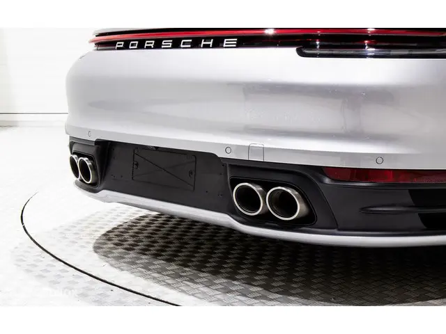 Porsche 911 Cabrio 3.0 Carrera 4 S 2019 Benzine 10