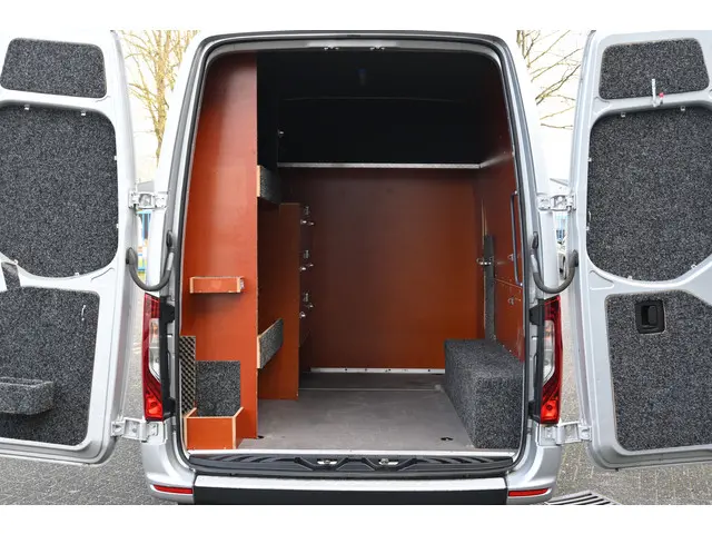 Mercedes-Benz Sprinter 319 CDI 3.0 V6 L2H2 2018 Diesel 15