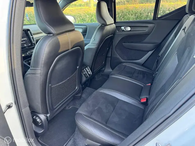 Volvo XC40 1.5 T3 R-Design 2020 Benzine 6