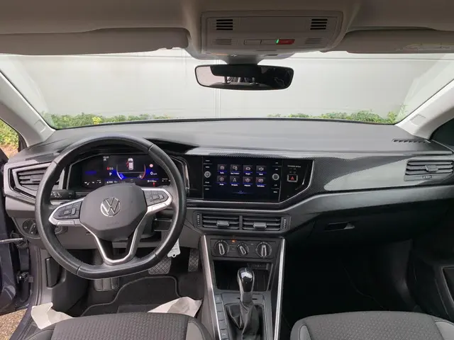 Volkswagen Polo 1.0 TSI Life Business, DSG 2022 Benzine 17