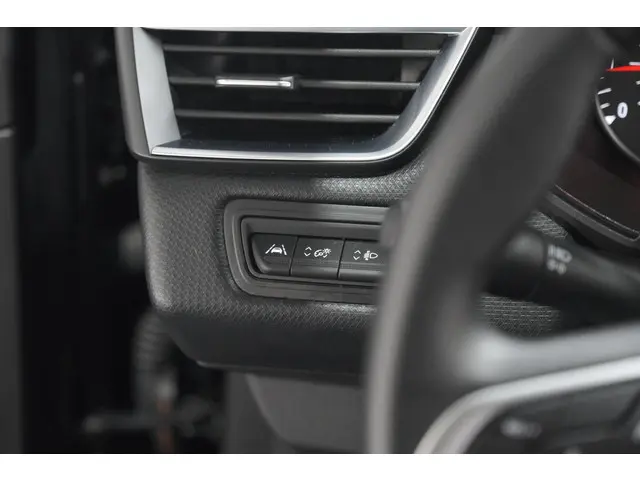 Renault Clio TCe 90 Zen 2022 Benzine 4