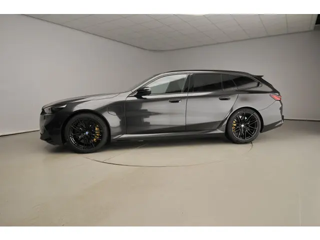 BMW M5 Touring 2026 Hybride Benzine 2