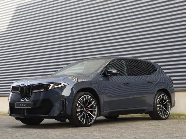 BMW iX3 50 xDrive 2026 Elektrisch 43