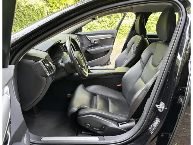 Volvo V90 2.0 T4 2019 YOUR CLASSIC CAR-SOLD. 2019 Benzine 7