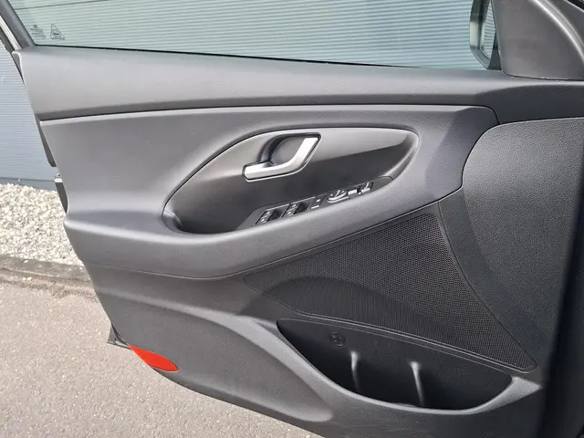 Hyundai i30 Wagon 1.4 T-GDI Comfort 2019 Benzine 8