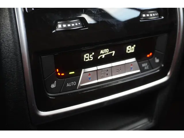 BMW X5 xDrive50e Launch Edition 2023 Hybride Benzine 16