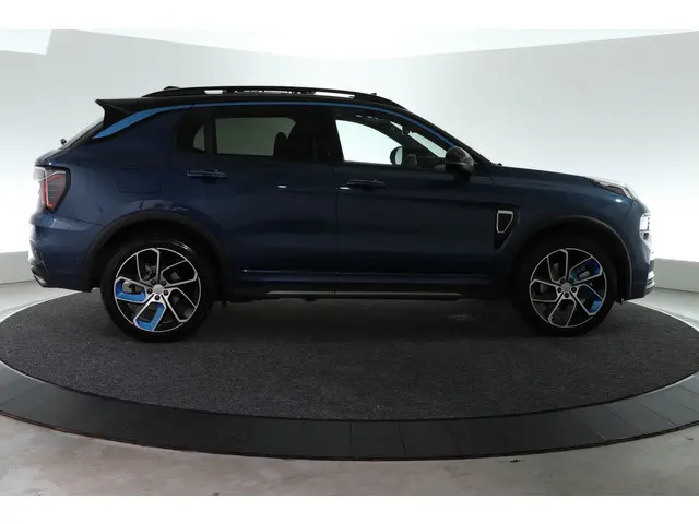 Lynk & Co 01 1.5 2023 Hybride Benzine 7
