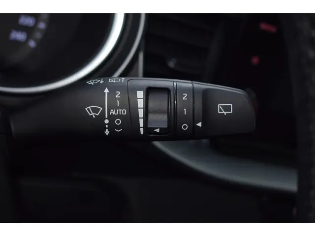 Kia Ceed 1.0 T-GDi DynamicLine X-Tra 2022 Benzine 14