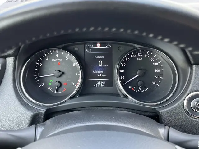 Nissan QASHQAI 1.2 Tekna 2017 Benzine 72