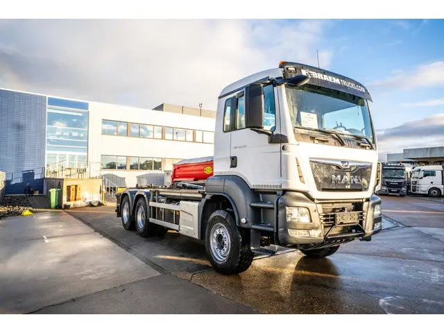 MAN TGS 33.470 BL - 64 456 KM 2021 Diesel 2