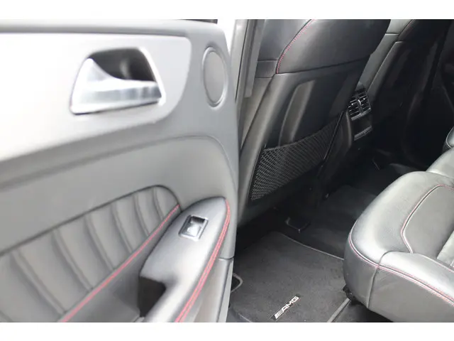 Mercedes-Benz GLE Coupé 450 AMG 4MATIC 2016 Benzine 42