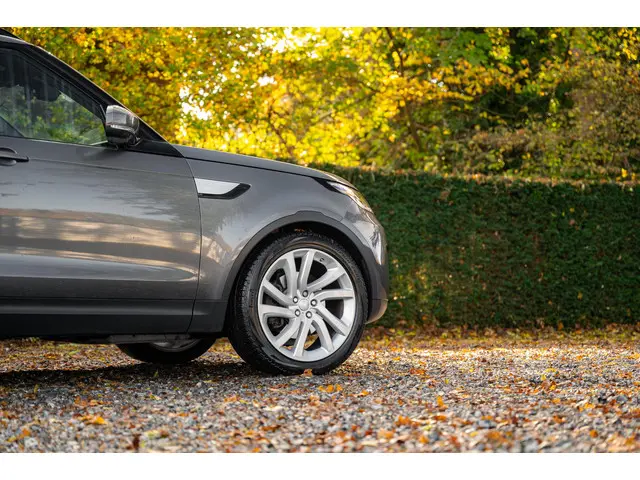 Land Rover Discovery 2.0 Sd4 HSE Luxury 7p. 2019 Diesel 25