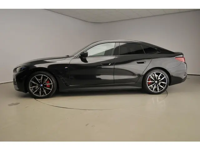 BMW i4 2