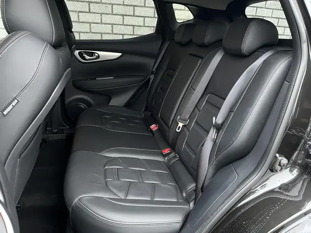 Nissan QASHQAI 1.3 DIG-T Premium Edition 2021 Benzine 8