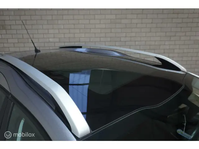 Peugeot 2008 1.2 PureTech Active 2014 Benzine 9