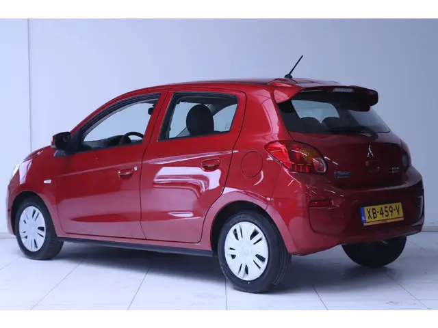 Mitsubishi Space Star 1.0 Cool+ 2018 Benzine 6