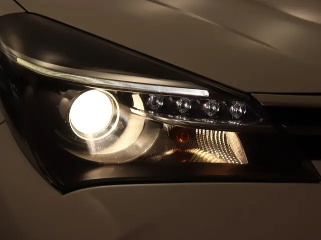 Toyota Yaris 1.5 Hybrid Aspiration 2015 Hybride Benzine 18