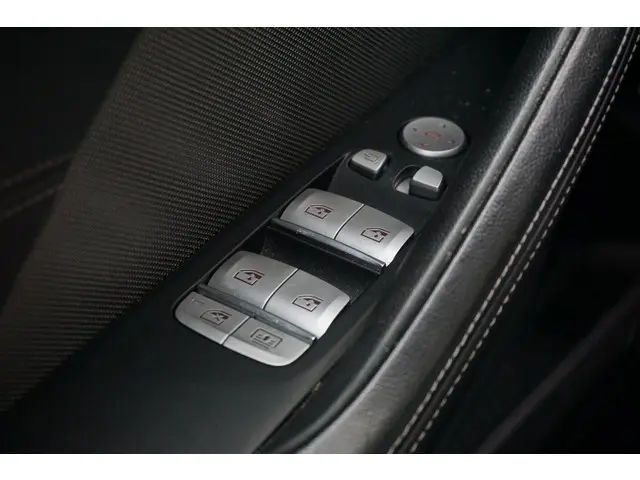BMW 8 Serie Gran Coupé 840i 2020 Benzine 38