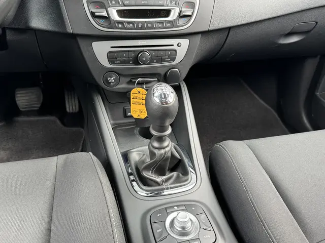 Renault Mégane 1.2 TCE LIMITED 2015 Benzine 23