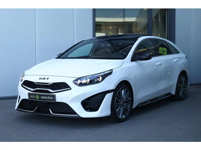 Kia ProCeed 1.5 T-GDi GT-PlusLine 2023 Benzine 6