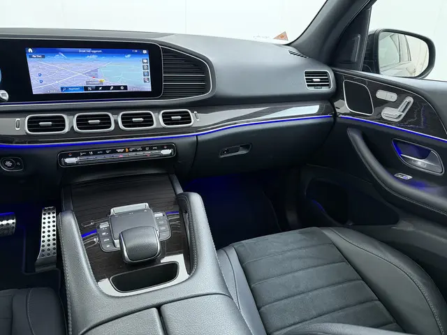 Mercedes-Benz GLE 450 4MATIC AMG line 2020 Benzine 23