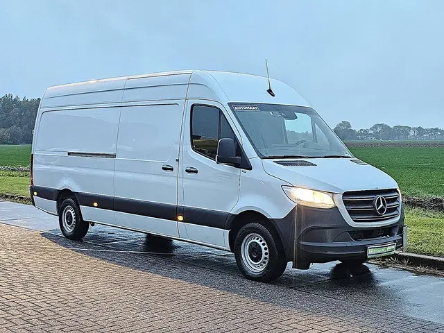 Mercedes-Benz Sprinter 315 2023 Diesel 5