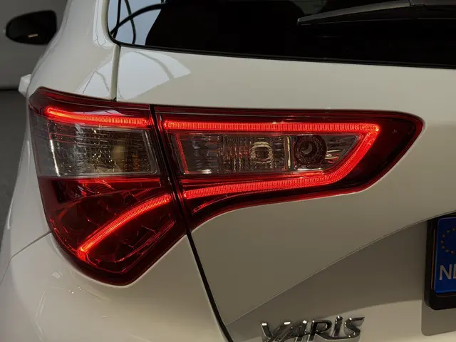 Toyota Yaris 1.5 Hybrid GR-Sport 2020 Hybride Benzine 6