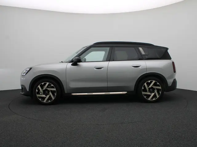 MINI Countryman SE ALL4 2025 Elektrisch 23