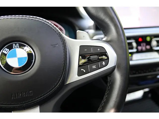 BMW X4 xDrive20i High Executive 2023 Benzine 34