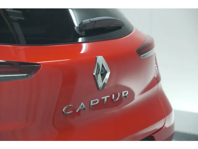 Renault Captur TCe 90 Techno 2024 Benzine 26