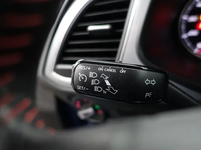 SEAT Leon 1.8 TSI FR 180pk Business- 2014 Benzine 15