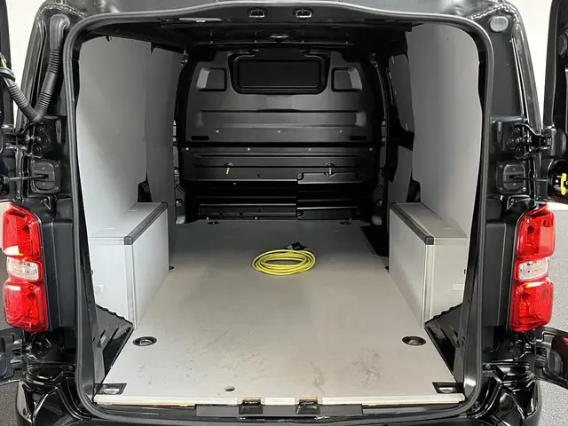 Opel Vivaro-e 3