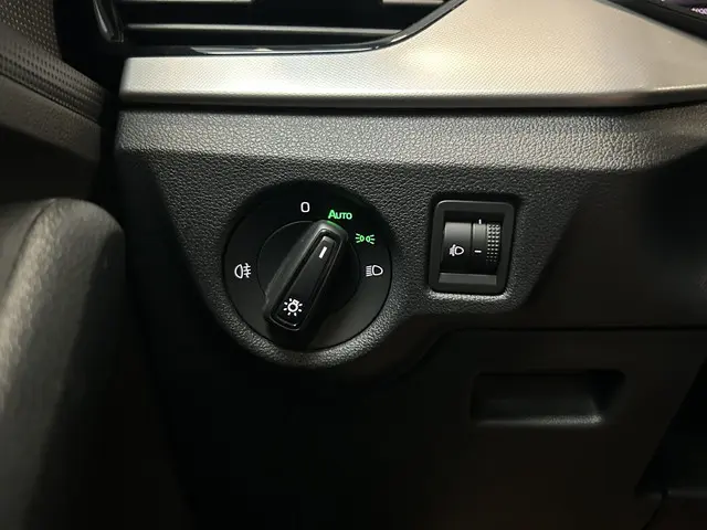 Škoda Kamiq 1.0 TSI Business Edition 2020 Benzine 21