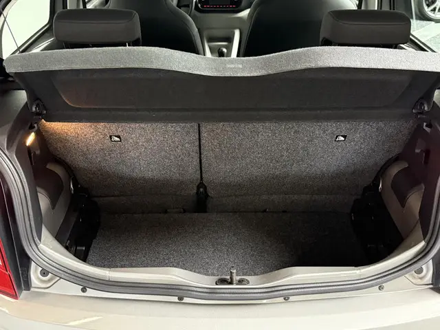 SEAT Mii 1.0 Style Intense 2019 Benzine 9