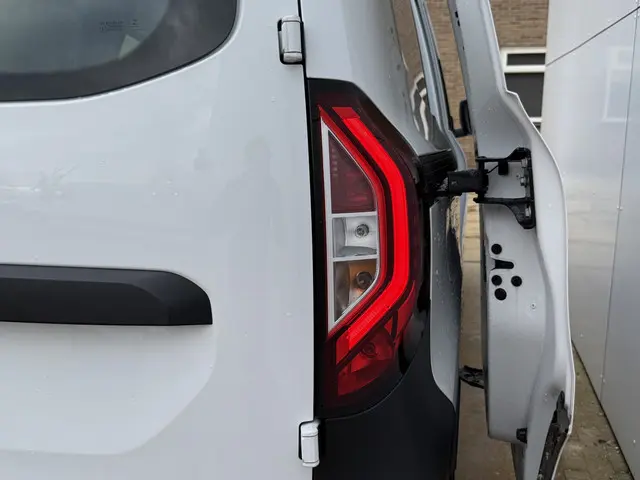 Renault Kangoo E-Tech 44kWh 2022 Elektrisch 31