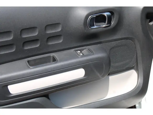 Citroën C3 1.2 PureTech Live 2018 Benzine 13