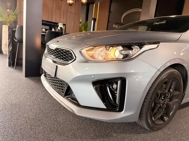 Kia Ceed 1.4 T-GDi GT-PlusLine 2020 Benzine 28
