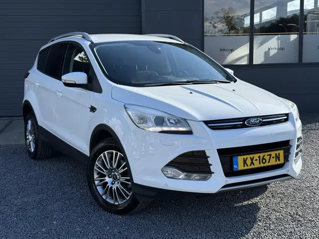 Ford Kuga 1.6 Titanium 2013 Benzine 2