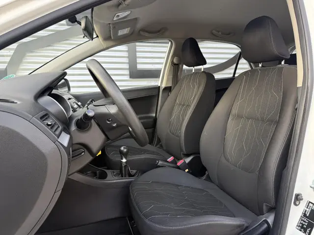 Kia Picanto 1.0 CVVT ComfortLine 2015 Benzine 8