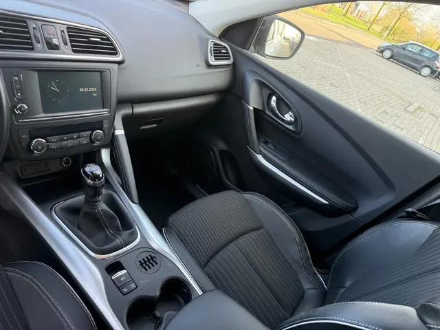 Renault Kadjar 1.2 TCe Bose 2016 Benzine 19