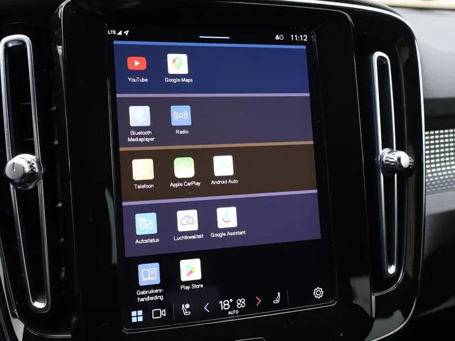 Volvo XC40 B3 Plus Dark 2023 Benzine 33