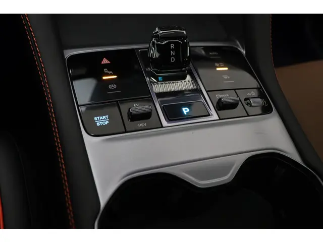 BYD SEAL U 1.5 DM-i FWD Boost 2025 Hybride Benzine 36