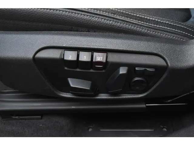 BMW X1 xDrive25i 2016 Benzine 27